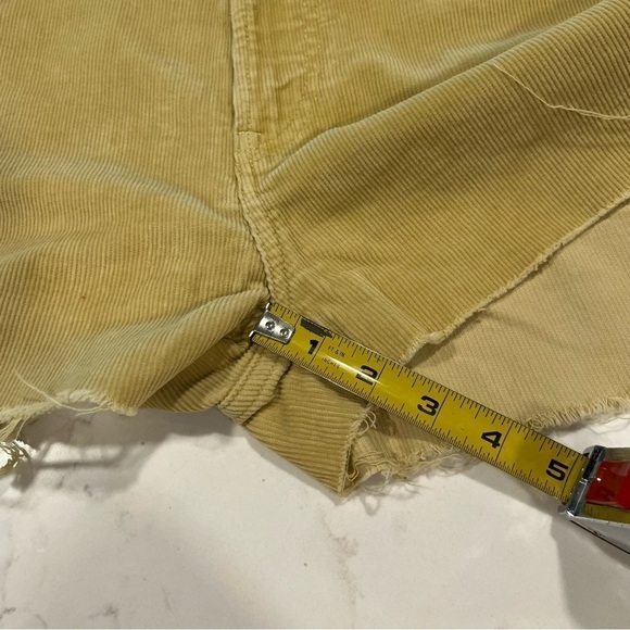 Everlane Gold Corduroy Baby Cord Cheeky Cut Off High Waisted Shorts 27 - Picture 3 of 10